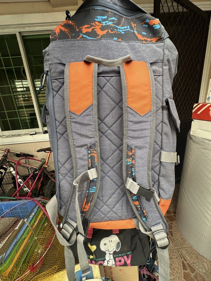 Quicksilver Backpacks (Category: Backpacks) located in Rodriguez. Submitted by pwestoonlinestore (Listing ID 1443207185, Image 2). Description: Japan Surplus.