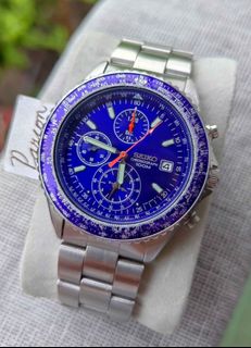 (Category: ) located in . Submitted by preserve_timepieces (Listing ID 1443154630, Image 1). Description: .