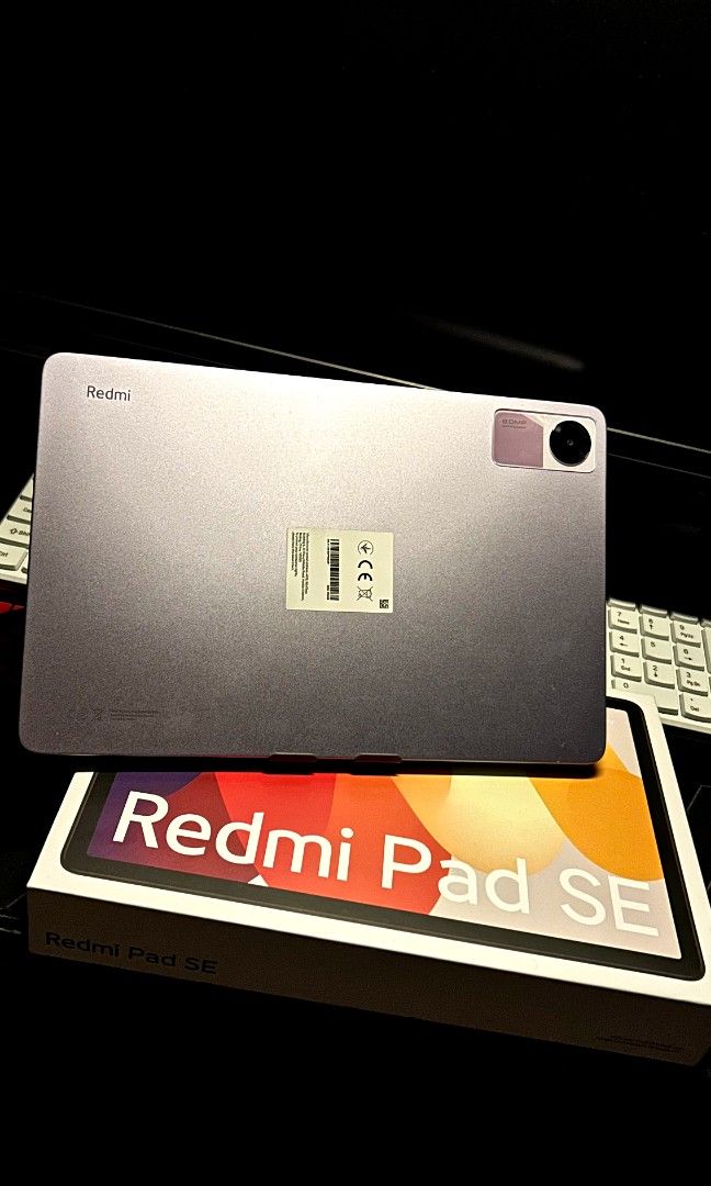 Redmi Pad SE 11 (Category: Android) located in Manila. Submitted by mharxofficial (Listing ID 1443297918, Image 2). Description: - Redmi Pad SE 11 - 8+8/256GB - Includes original box, charger and cases - use only watching netflix/loklok and casual games - Wifi use only wala po talaga syang sim slot - No major issue, scratches lang sa charger port na part which is normal sa second hand - Gagamitin mo na lang walang sakit sa ulo.