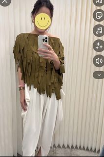 (Category: ) located in . Submitted by shopinstyle06 (Listing ID 1437588535, Image 1). Description: .