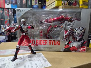 S.H.Figuarts 仮面ライダークウガ 九郎ヶ岳の死闘セット 2個 日版>全新SHF s.h.figuarts hide -ROCKET DIVE- 松本秀人, 玩具收藏品