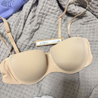 (Category: ) located in . Submitted by vllnv (Listing ID 1443233249, Image 1). Description: .