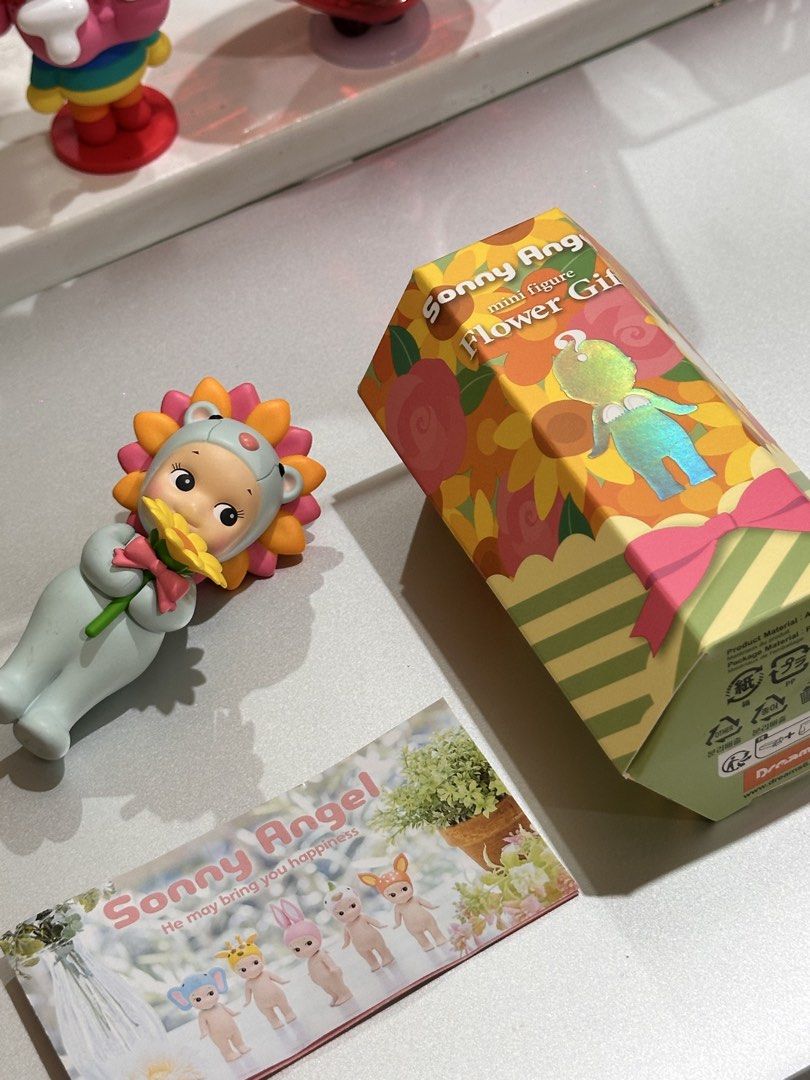 Sonny Angel Flower Gift Series Mini Figure (Category: Designer & Blind Box Toys) located in Manila. Submitted by everydaycollective (Listing ID 1443304984, Image 2). Description: 💖100% Authentic Sonny Angel Mini Figure Flower Gift 💖Sunflower Lion Blue (Php 500) 💖100% Authentic My Bestie Case (plus Php 400) 💖Opened box, barely used, excellent condition. 💖Ready to ship.