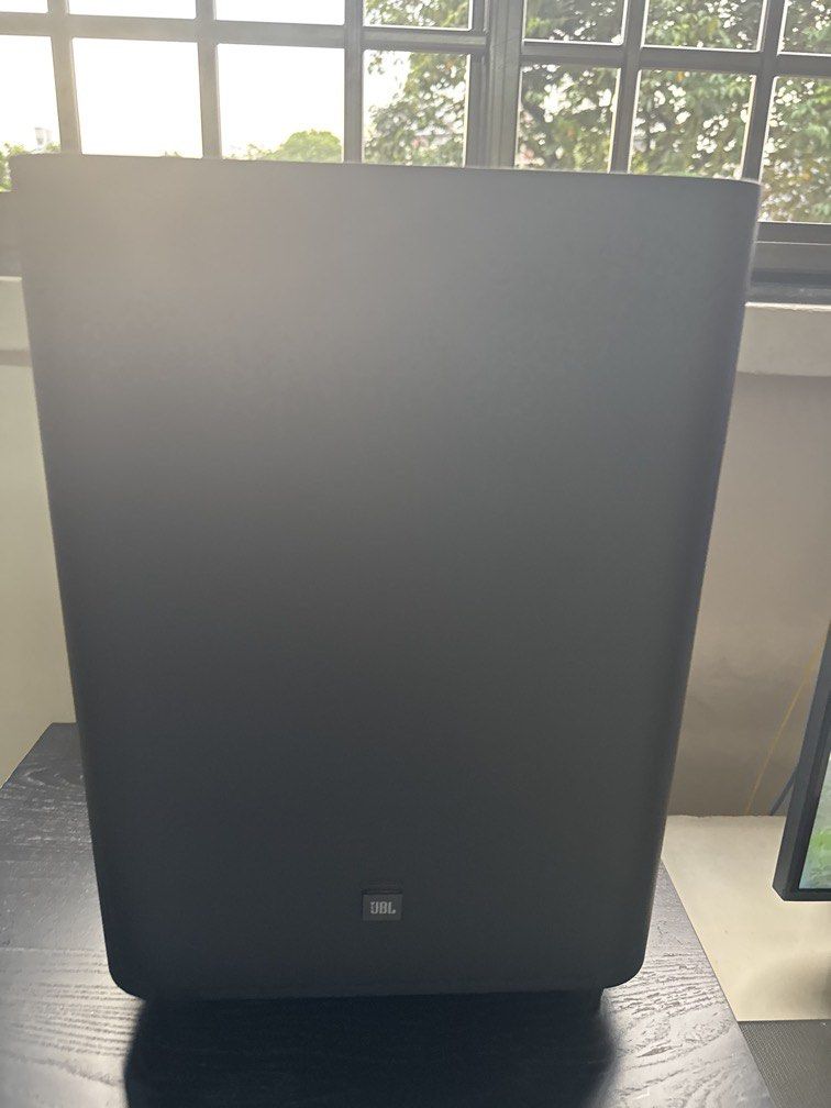Speakers480376944969666561