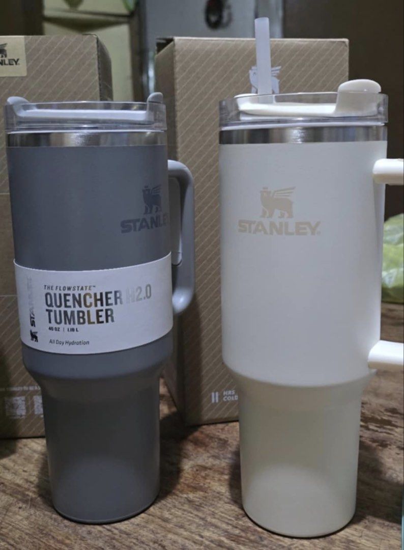 Stanley The Flowstate Quencher H2.0 Tumbler 40oz Black (Category: Water Bottles & Tumblers) located in Malabon City. Submitted by LUX888 (Listing ID 1442996965, Image 2). Description: - Stanley Flowstate Quencher H2.0 Tumbler - 40 oz (1.18 L) capacity - All-day hydration - Keeps drinks cold for 11 hours - Keeps iced drinks cold for 2 days - Keeps hot drinks hot for 7 hours - Comes in box 400 wholesale min. 3 pcs 420 retail .