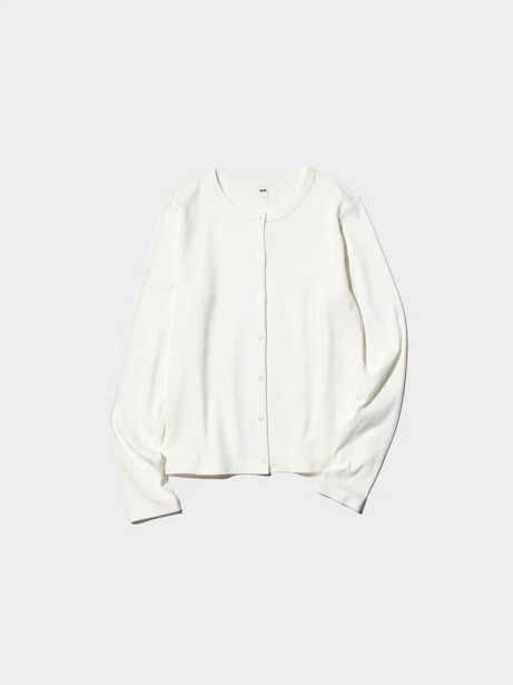 Uniqlo Cardigan (Category: Coats, Jackets and Outerwear) located in Manila. Submitted by mis_a (Listing ID 1443127573, Image 2). Description: Uniqlo Cardigan Color: Red Size: Medium Shipping fee through J&T will be shouldered by the buyer..