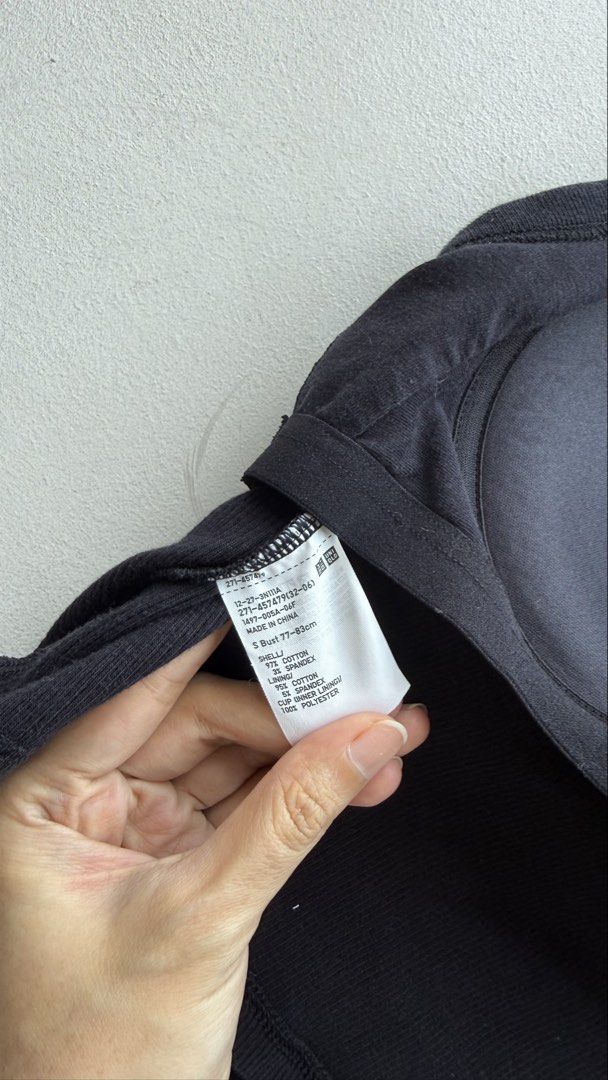 Uniqlo Tank Top with pad (Category: Sleeveless) located in Las Pinas. Submitted by new.space8 (Listing ID 1443142525, Image 3). Description: - No flaws - would fit XS-S -RFS: decluttering - Location: Las Piñas City/Mandaluyong - MOP: Gcash/BDO - Sf will be shouldered buy the buyer - Booking of courier will be done by the buyer. Can also do J&T but no rush shipping pls! - Feel free to message me for any questions and when worn photos :).