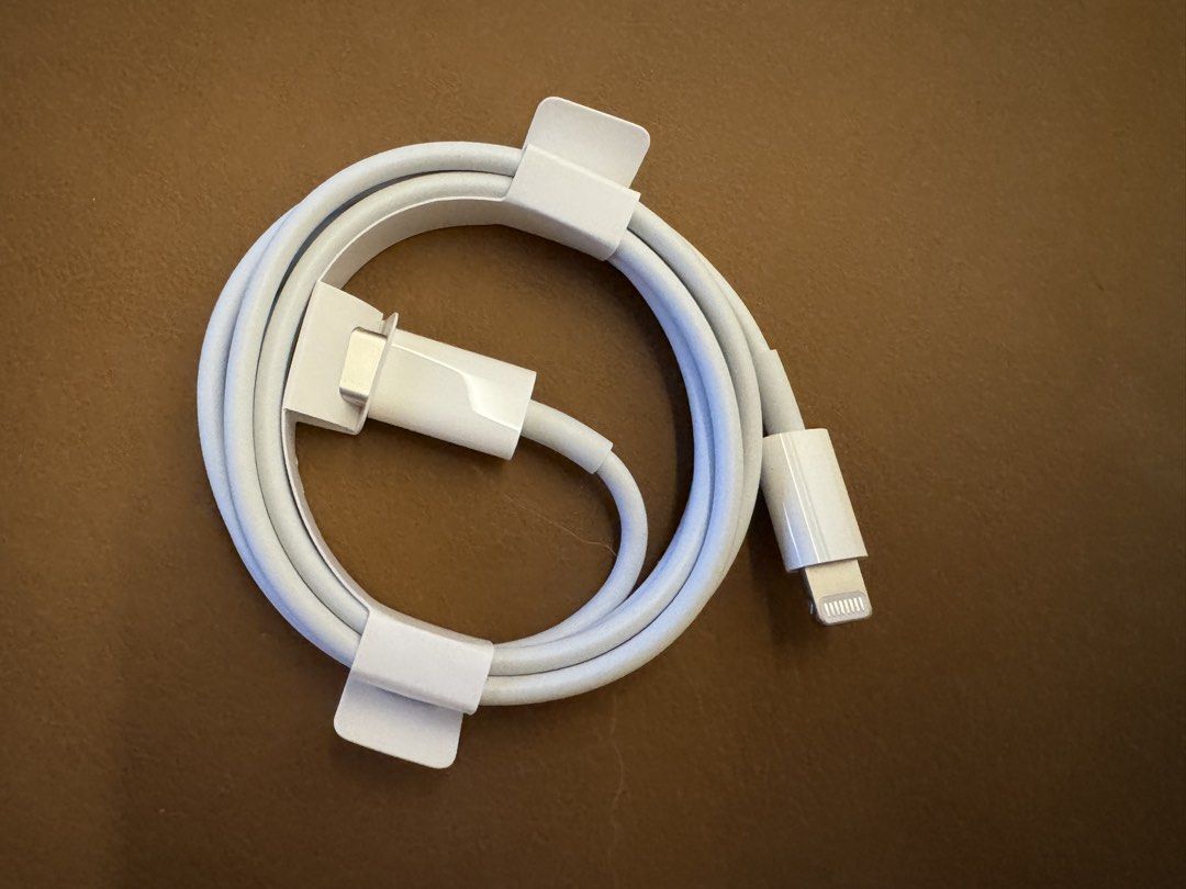 USB C to Lightening Cable479620029450833921