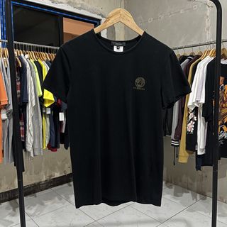 (Category: ) located in . Submitted by ejay.thrift.clothes (Listing ID 1443264413, Image 1). Description: .