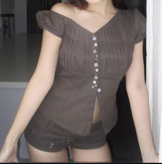 (Category: ) located in . Submitted by bl0nded (Listing ID 1443282282, Image 1). Description: .