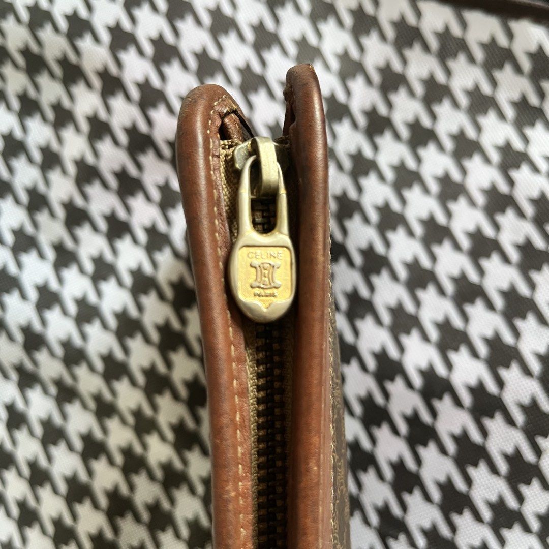 VINTAGE CELINE CLUTCH BAG MACADAM (Category: Luxury Bags & Wallets) located in Taguig. Submitted by maniladept. (Listing ID 1443176217, Image 3). Description: VINTAGE CELINE CLUTCH BAG MACADAM AUTHENTIC YKK/LAMPO ZIPPER SOME INK STAIN INSIDE SIGNS OF USE NEGOTIABLE DM.