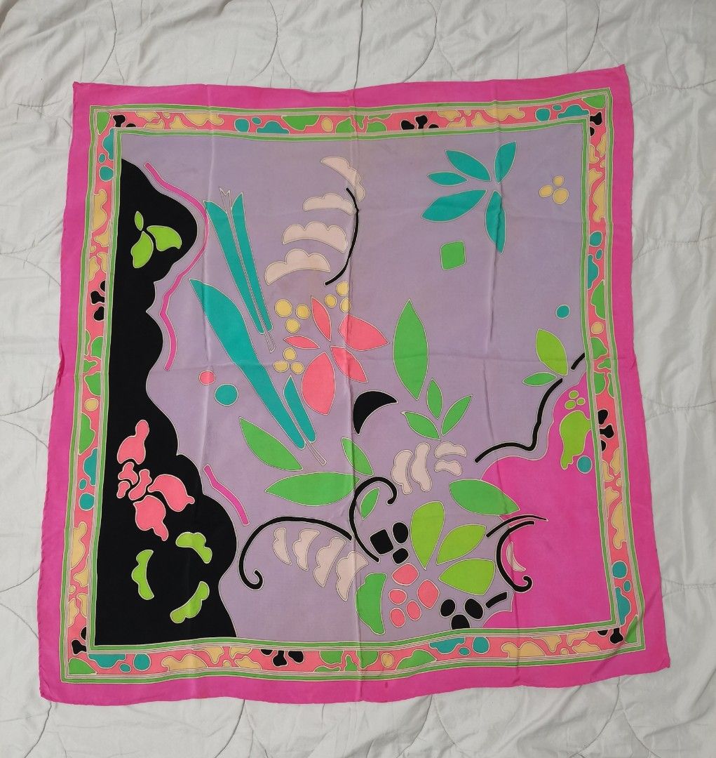 Vintage Floral Silk Scarf (Category: Scarves) located in Santa Cruz. Submitted by oddpenguin-4575 (Listing ID 1443268145, Image 2). Description: 📌.....P L E A S E R E A D..... 📌measurement:L-35"/W-35" 📌color-10/10 📌Brand:japan scarf 📌issue:with minor stain pls. see photos 📌- Beautiful silk scarf - Vibrant floral print with pink, purple, green, and black colors - Approximately 30x30 inches in size - Adds a stylish touch to any outfit - Pleas
