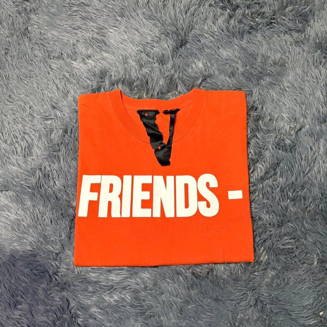 Vlone Friends Shanghai Exclusive Tee (Category: Tshirts & Polo Shirts ) located in Manila. Submitted by craseeee (Listing ID 1443308954, Image 1). Description: Vlone Friends Shanghai Exclusive Tee Size L Used | Signs of usage ₱2,495.