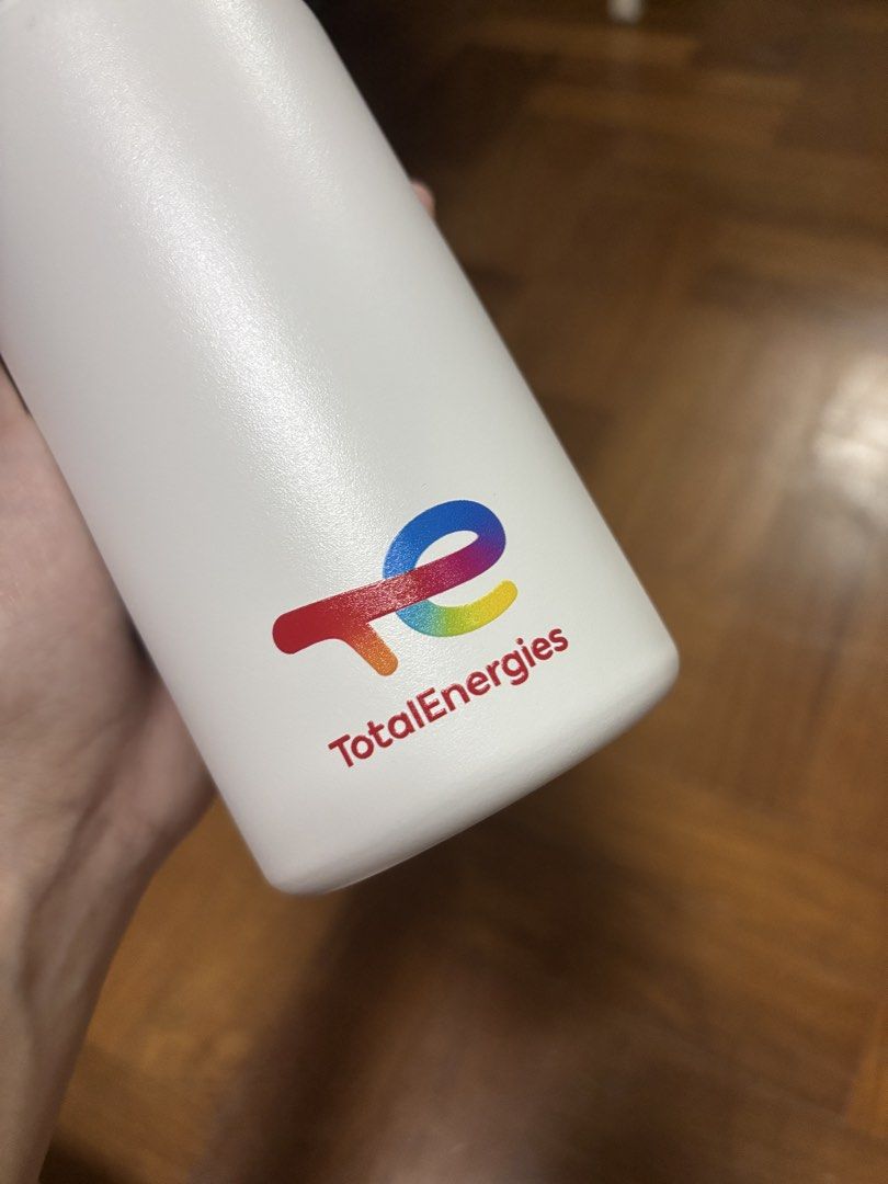 White Hydroflask with handle479580238665502722