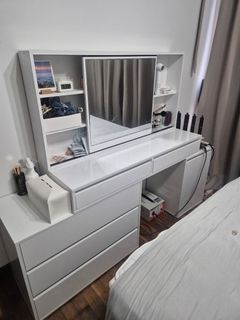 (Category: ) located in . Submitted by elenumen (Listing ID 1443187887, Image 1). Description: .