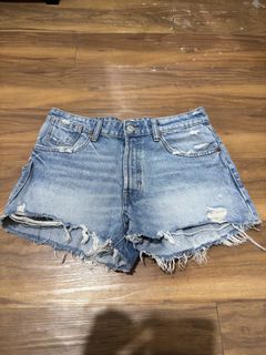 (Category: ) located in . Submitted by MSCloset_ (Listing ID 1443214465, Image 1). Description: .