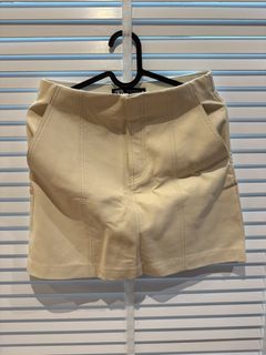 (Category: ) located in . Submitted by preloved__bytorii (Listing ID 1443192035, Image 1). Description: .