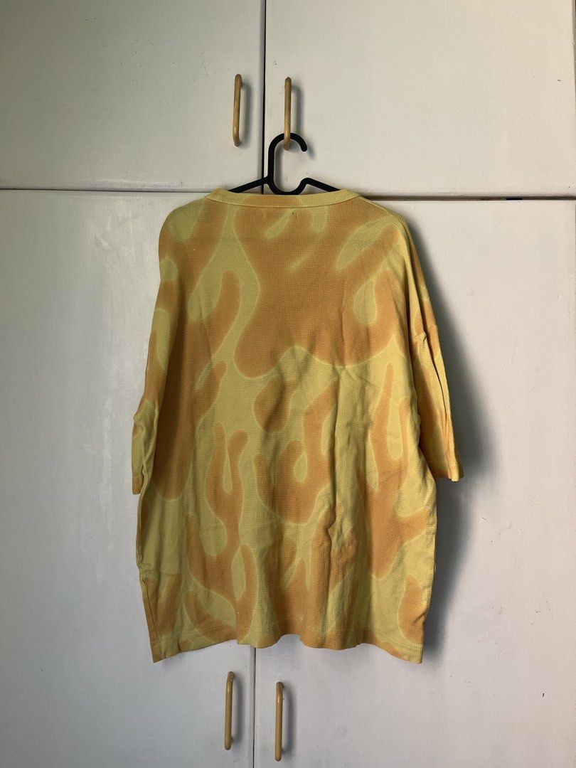 Zara Printed Knit T-Shirt (Category: Tshirts & Polo Shirts ) located in Las Pinas. Submitted by beandor (Listing ID 1443191939, Image 3). Description: 25x27 size L on tag no issues rfs: decluttering.