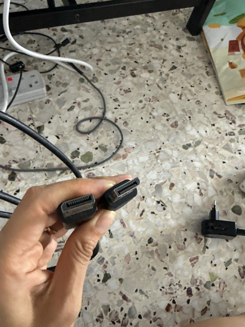 2x HDMI Cables with Connectors