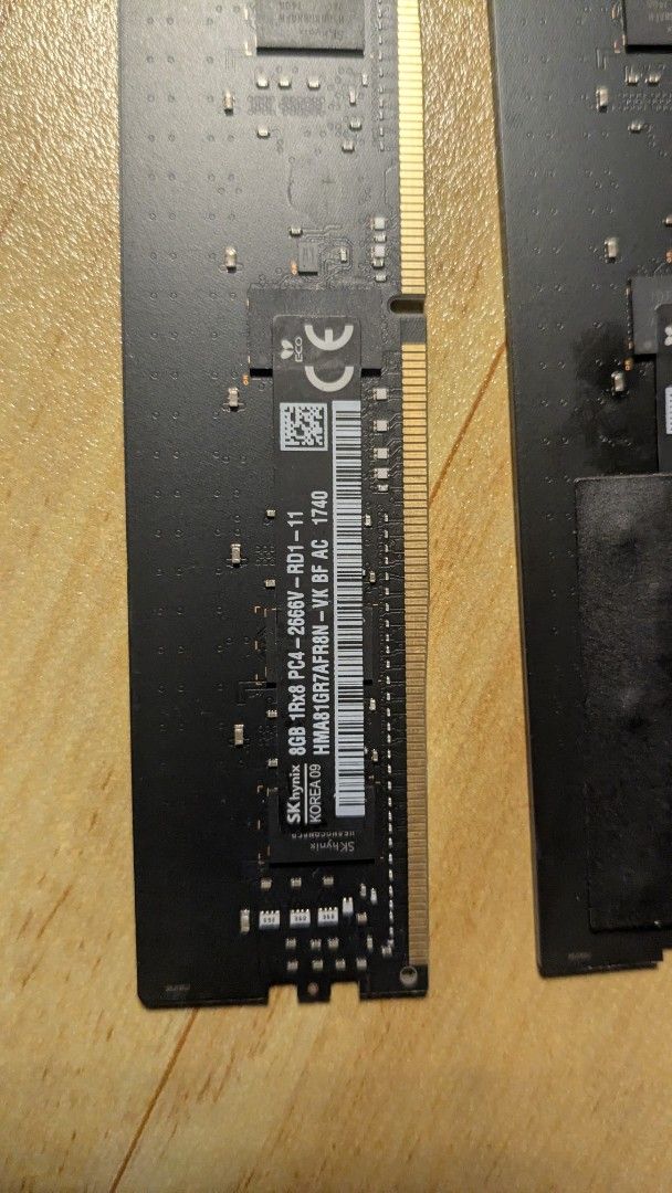 4x SK Hynix 8GB DDR4 PC4-25600 RAM Modules480290099409070080