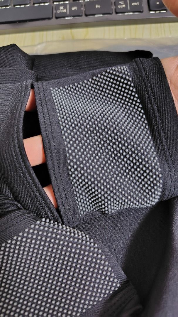 (80% OFF) Pure Yoga Be Apparel Adagio leggings black size 6 Grey anti slip rubber blue navy black navy Size S M be pure gym work out pilates work out active wear activewear pants (similar to lululemon and alo yoga) 4 5 6 7 8 (Category: Activewear) located in Singapore. Submitted by xncbv (Listing ID 1443351262, Image 3). Description: -Size 6 - Brand: Pure Apparel - Color: Black - Style: Stirrup Leggings - Fit: High-waisted with contouring seams -