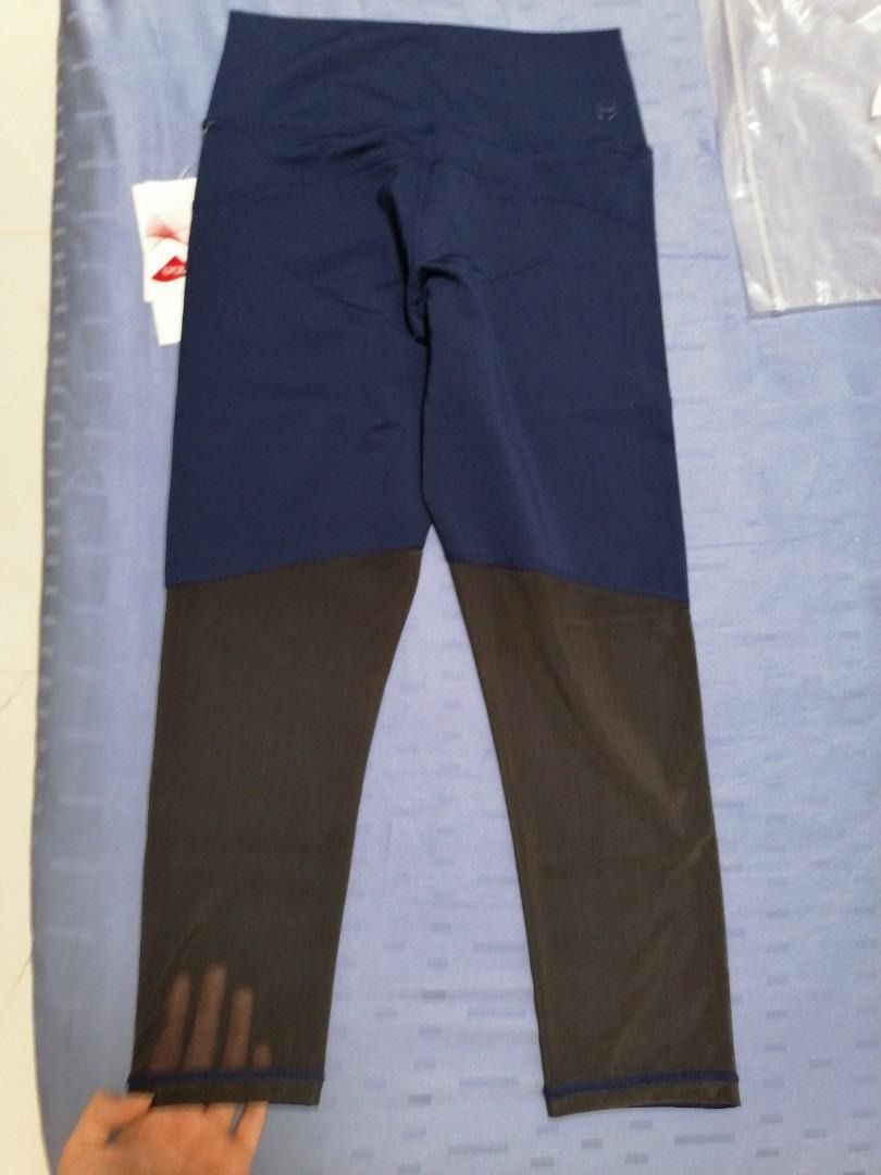 (80% OFF) Pure Yoga Be Apparel verve high rise capri Legging size 6 indigo dark blue black mesh navy blue indigo black Size S M be pure gym work out pilates work out active wear activewear pants (similar to lululemon and alo yoga) (Category: Activewear) located in Singapore. Submitted by xncbv (Listing ID 1443348598, Image 3). Description: -Size 6 - Got 2 units available (one unit is indigo blue color upper part, one unit is totally all black col