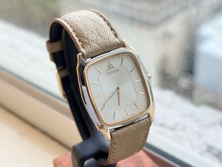 （分類：）位於 。 由 tsuki.watch 提交（商品編號 1443421534，圖片 1）。簡介： 。