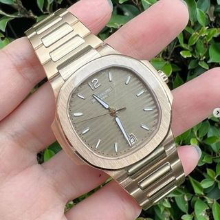 (Category: ) located in . Submitted by watchcentresg (Listing ID 1443342366, Image 1). Description: .
