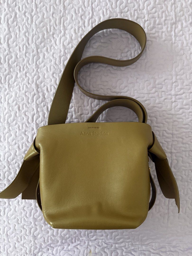 Acne Studios Musubi Mini Shoulder Bag (Camel) (Category: Luxury Bags & Wallets) located in Bulacan. Submitted by cooltaste (Listing ID 1443332893, Image 2). Description: .