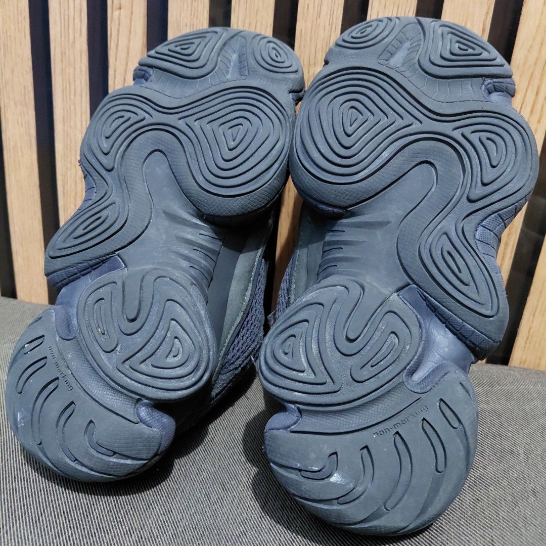 ADIDAS YEEZY 22CM (Category: Sneakers) located in Manila. Submitted by pandinity (Listing ID 1443443256, Image 3). Description: .