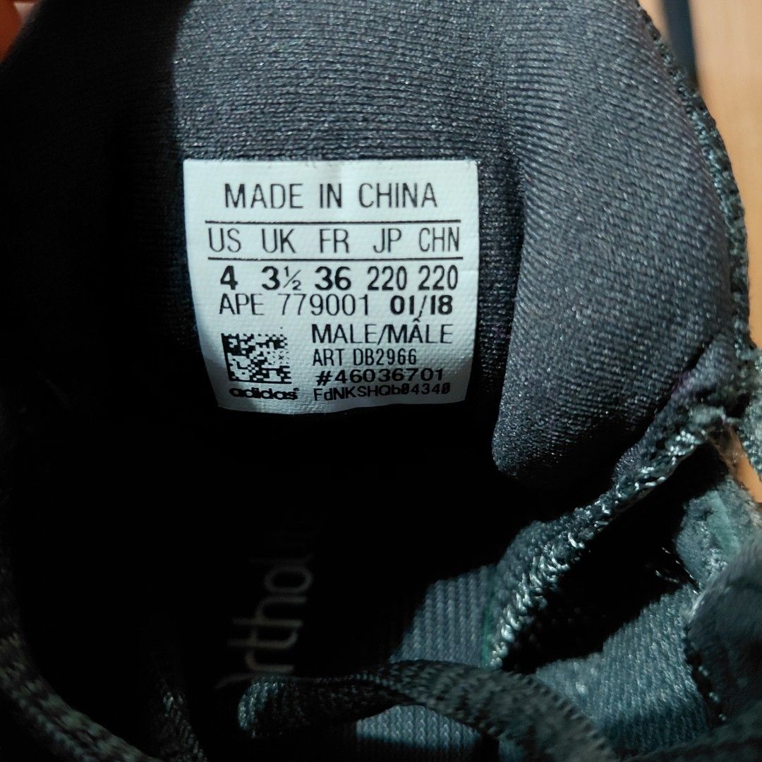 ADIDAS YEEZY 22CM (Category: Sneakers) located in Manila. Submitted by pandinity (Listing ID 1443443256, Image 2). Description: .