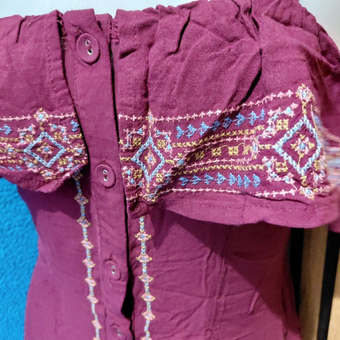 AEROPOSTALE DRESS (Category: Dresses) located in Manila. Submitted by pandinity (Listing ID 1443334905, Image 3). Description: W - 25-32in L - 33in bagsak ang tela comfy malamig sa balat smock sa likod.