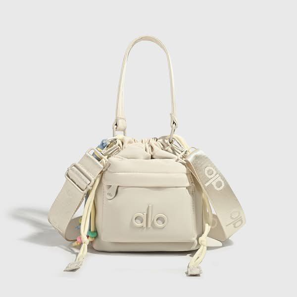 Alo Sling Bag (Category: Cross-body Bags) located in Manila. Submitted by rcwluxx (Listing ID 1443358150, Image 2). Description: .