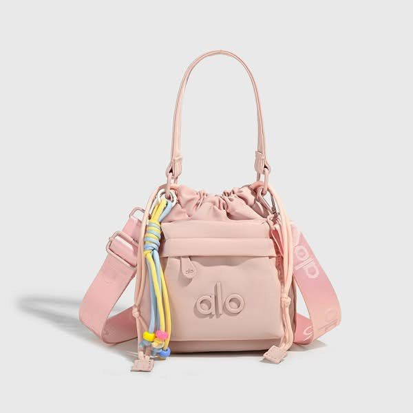 Alo Sling Bag (Category: Cross-body Bags) located in Manila. Submitted by rcwluxx (Listing ID 1443358150, Image 1). Description: .
