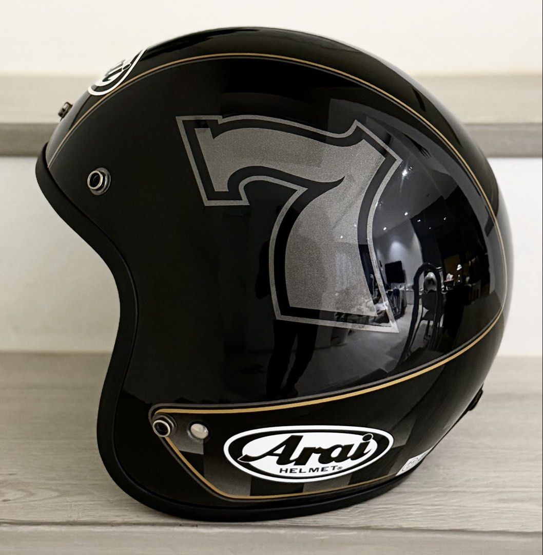 arai freeway 2 cafe racer helmet MOTORCYCLE SIZE aggressive style Max MC Direct Arai Rapide-Neo