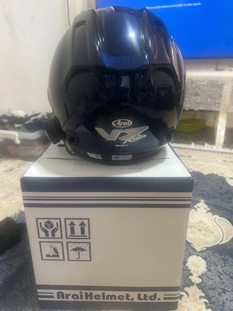 Arai VX-Pro Helmet with Visor - Blue (Category: Motorcycle Apparel) located in Singapore. Submitted by xzz445ftsh51497 (Listing ID 1443405526, Image 3). Description: - Arai VX-Pro helmet - Dark blue color - Clear visor included - Original box available - Ideal for riding - With intercom - Actual price $700 without intercom - Buy wrong size:m.
