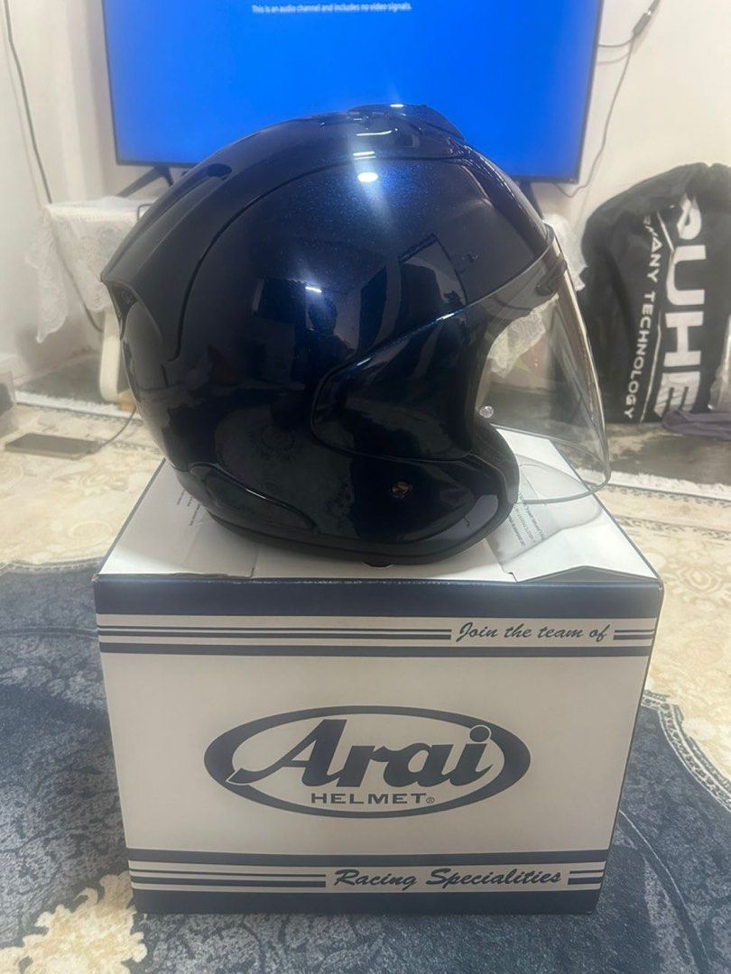 Arai VX-Pro Helmet with Visor - Blue (Category: Motorcycle Apparel) located in Singapore. Submitted by xzz445ftsh51497 (Listing ID 1443405526, Image 1). Description: - Arai VX-Pro helmet - Dark blue color - Clear visor included - Original box available - Ideal for riding - With intercom - Actual price $700 without intercom - Buy wrong size:m.
