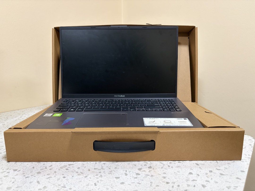 ASUS VivoBook 15480279017502156800