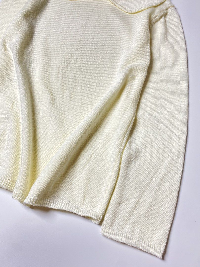 AW22 COMME DES GARCONS KNITTED SWEATER (Category: Luxury Apparel) located in Balanga. Submitted by faded_garmz (Listing ID 1443383526, Image 2). Description: AW22 COMME DES GARCONS KNITTED SWEATER SIZE LARGE MADE IN JAPAN 100% ACRYLIC DIMENSIONS WIDTH - 19” LENGHT - 27” SHOULDER - 16” SLEEVE - 25” HEM - 19.5”.