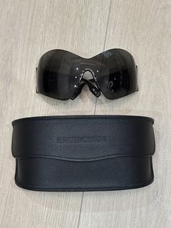 Balenciaga 蝴蝶墨鏡