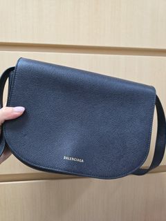 （分類：）位於 。 由 ha_neul 提交（商品編號 1443414326，圖片 1）。簡介： 。