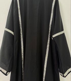 (Category: ) located in . Submitted by thehangerpreloved (Listing ID 1443322306, Image 1). Description: .