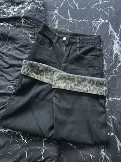 (Category: ) located in . Submitted by n_wardrobe (Listing ID 1443417372, Image 1). Description: .