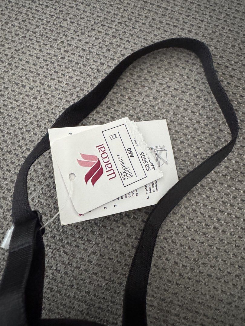 BNWT Wacoal Beandeau A80 (Category: Undergarments & Loungewear) located in Las Pinas. Submitted by archrt (Listing ID 1443337708, Image 3). Description: Price is fixed but comes with choice freebie Location Las Pinas J&T or Lalamove at buyer’s expense Gcash, bpi or bdo.