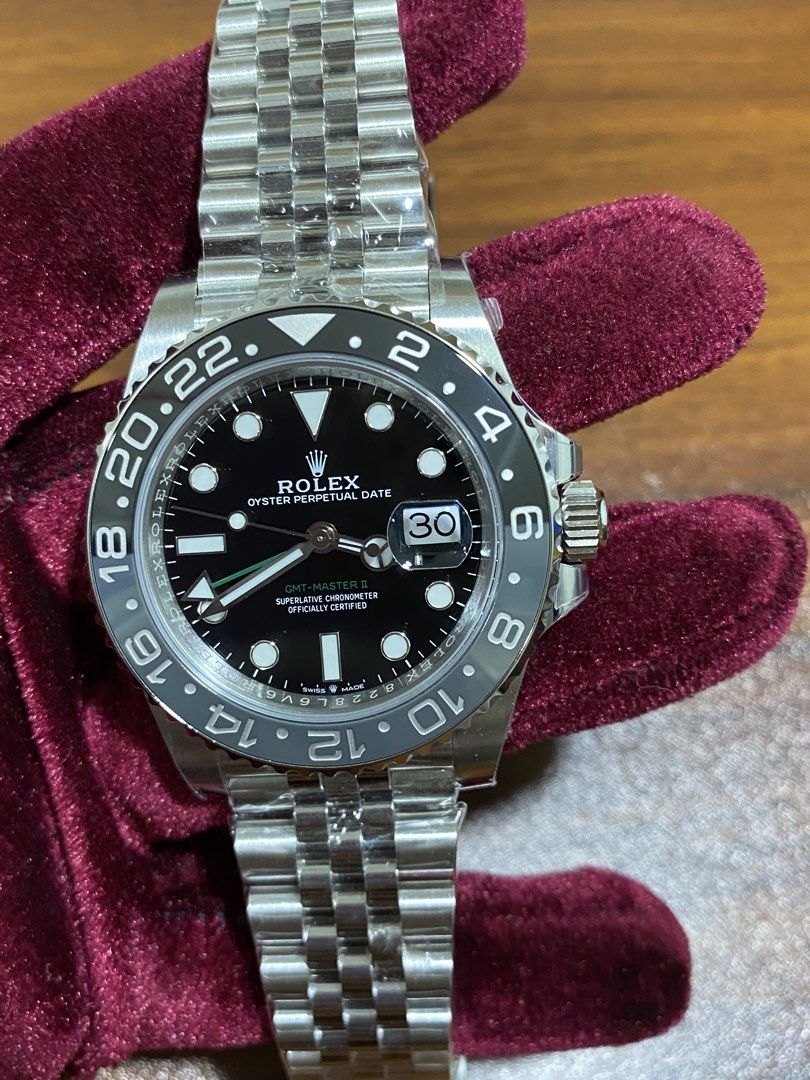 Bruce wayne VSF (Category: Men's Watches) located in San Juan City. Submitted by tinromero (Listing ID 1443421095, Image 1). Description: Caliber 3285 Vsf factory Pm for more details .