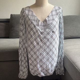 (Category: ) located in . Submitted by f4iryshop (Listing ID 1443380986, Image 1). Description: .
