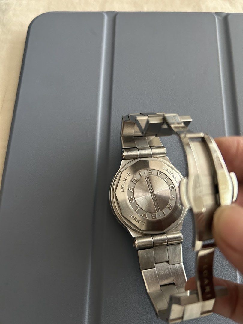 Bvlgari Stainless Steel Watch (Category: Luxury Watches) located in San Juan City. Submitted by 14161906 (Listing ID 1443337282, Image 1). Description: - Authentic Bvlgari Watch - Stainless Steel Band and Case - Silver Dial with Date Window - Includes Original Box - Swiss Made - Ideal for Everyday Wear.
