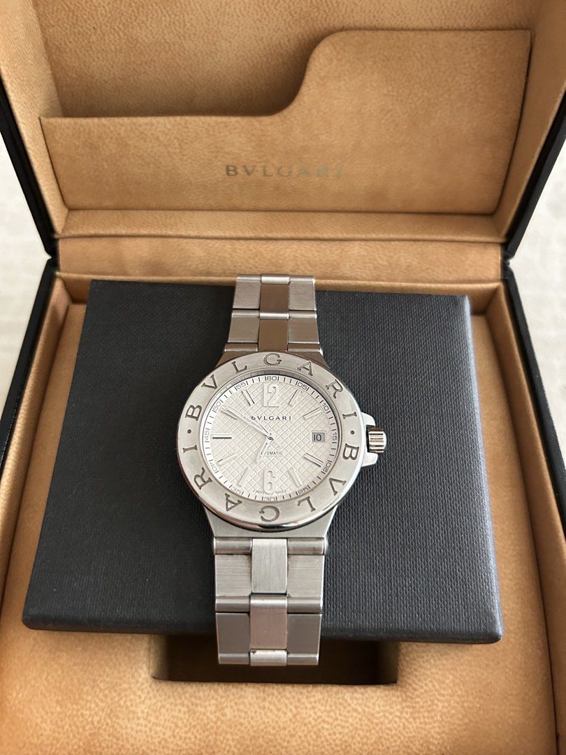 Bvlgari Stainless Steel Watch (Category: Luxury Watches) located in San Juan City. Submitted by 14161906 (Listing ID 1443337282, Image 3). Description: - Authentic Bvlgari Watch - Stainless Steel Band and Case - Silver Dial with Date Window - Includes Original Box - Swiss Made - Ideal for Everyday Wear.