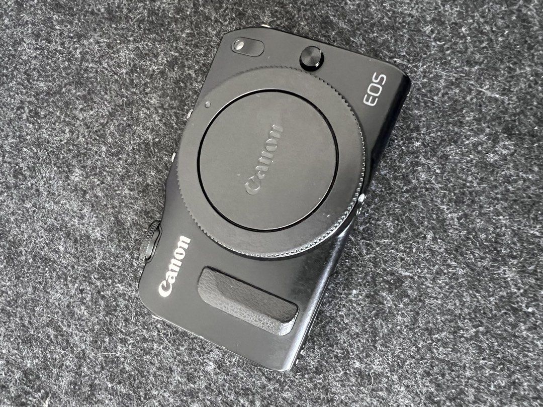 CANON EOS M BODY (Category: Cameras) located in Butuan. Submitted by stevenordona (Listing ID 1443374613, Image 1). Description: CANON EOS M BODY USE FOR VIDEO ONLY LOW SHUTTERCOUNT INCLUSION BODY BATTERY CHARGER RFS TAMBAK LANG HINDI NA GINAGAMIT WORKING CONDION.