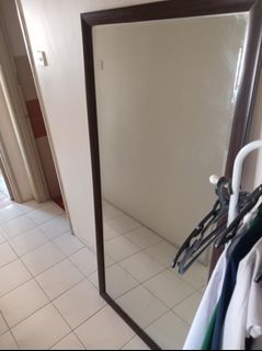 (Category: ) located in . Submitted by declutterpreloveditem (Listing ID 1443335566, Image 1). Description: .